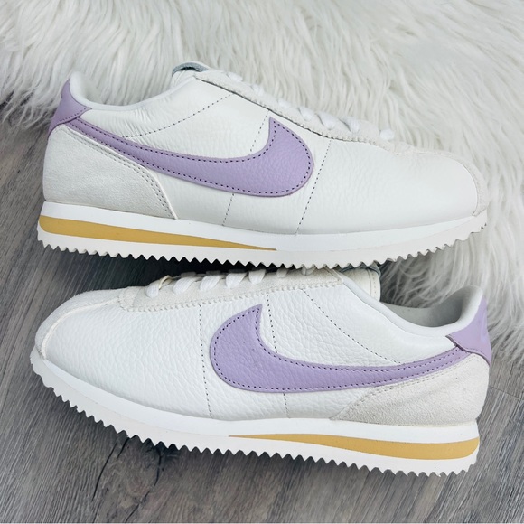 NWT Cortez Se Women’s Shoes - Picture 7 of 10